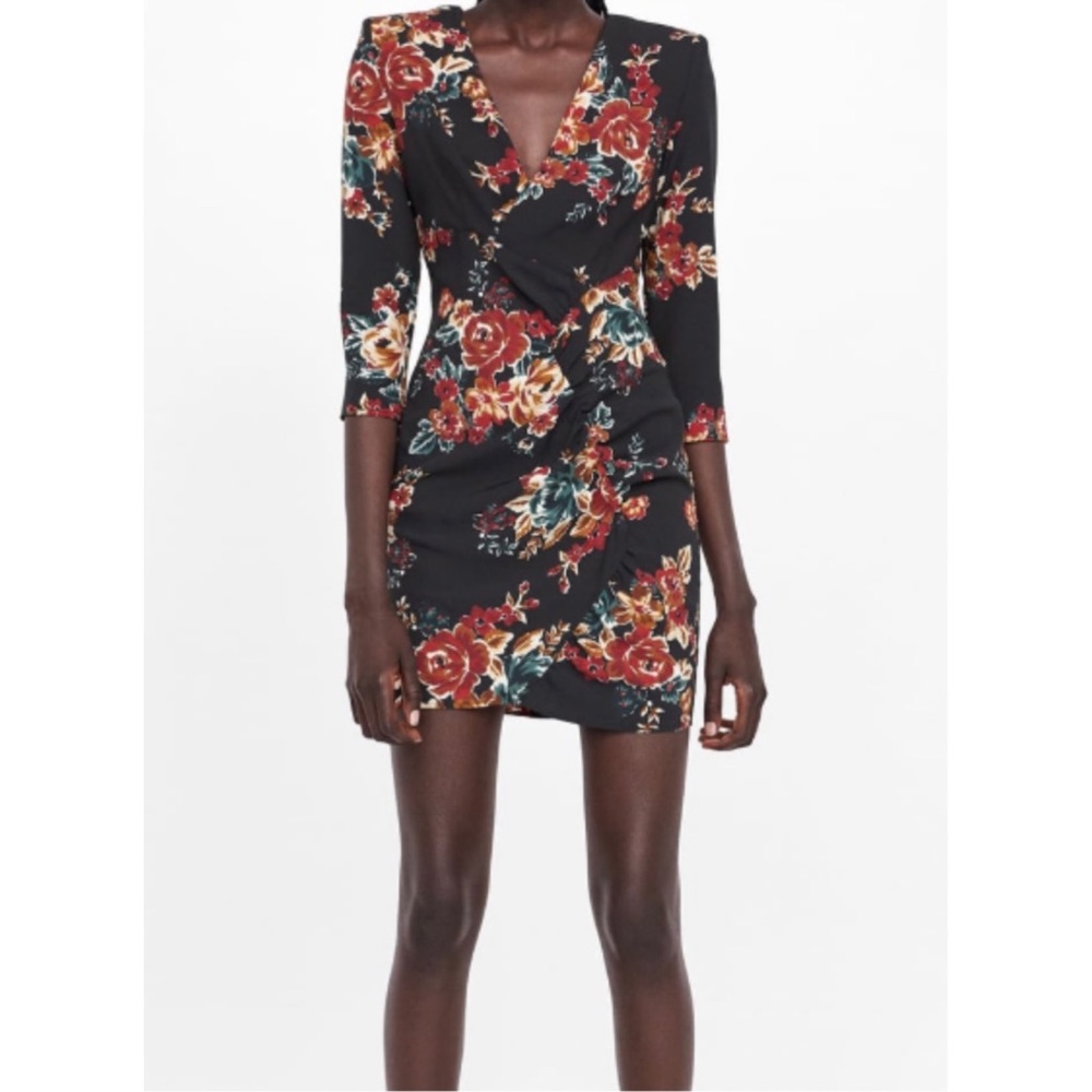 Zara NWT Black & Red Floral Mini Dress‎
